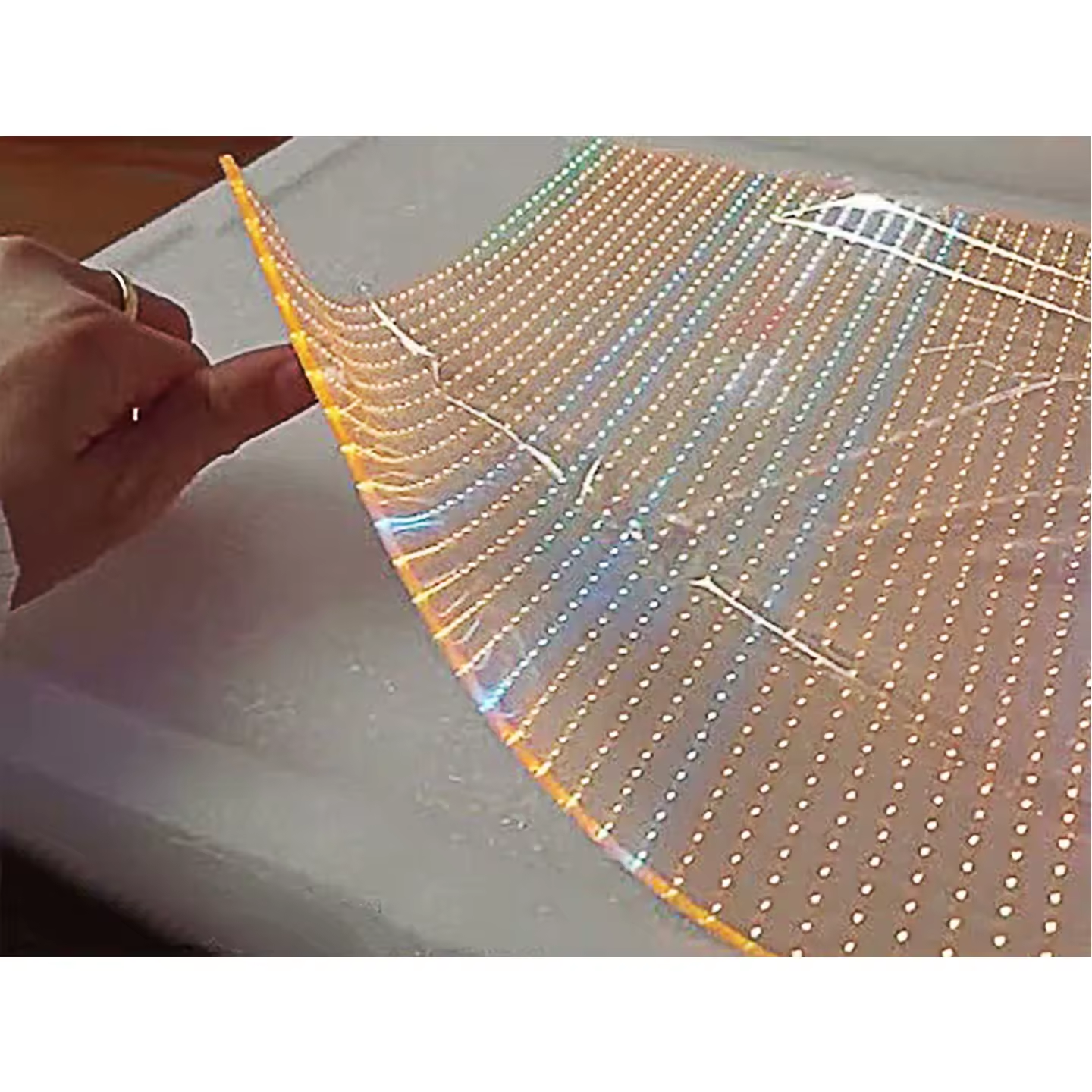 Màn hình LED Film Dán Kính Siêu Trong Suốt